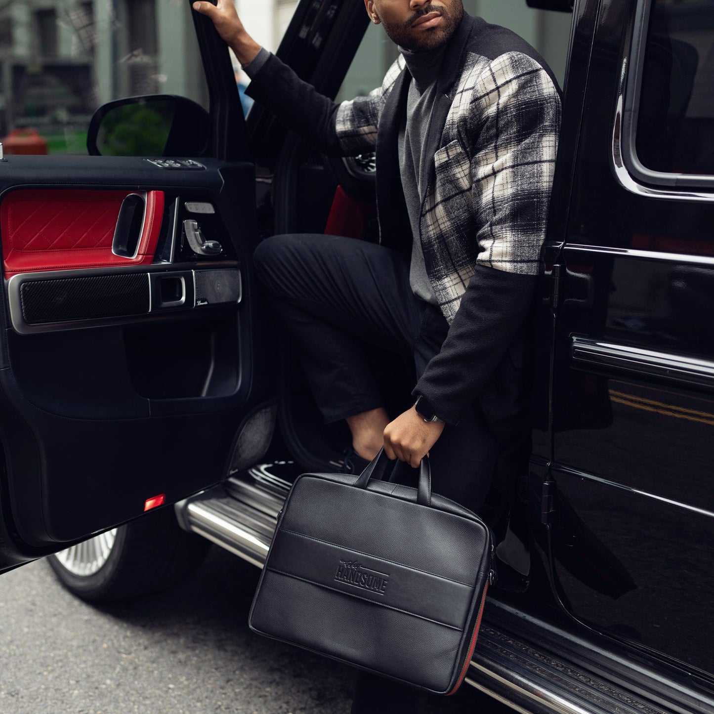 Boarding Pass Hey Handsome 18" Pebble Grain Genuine Leather Briefcase - Black