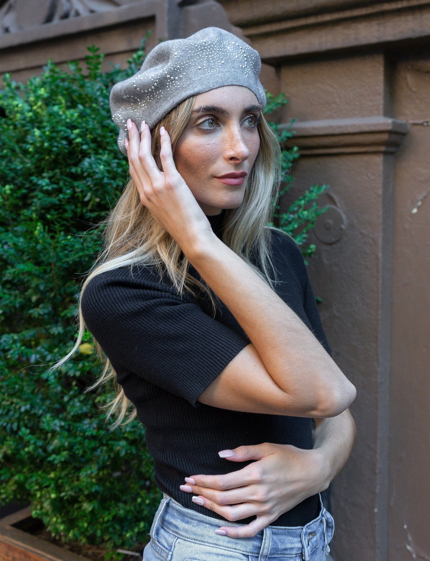 Adrienne Vittadini Stone & Pearl Knit Beret